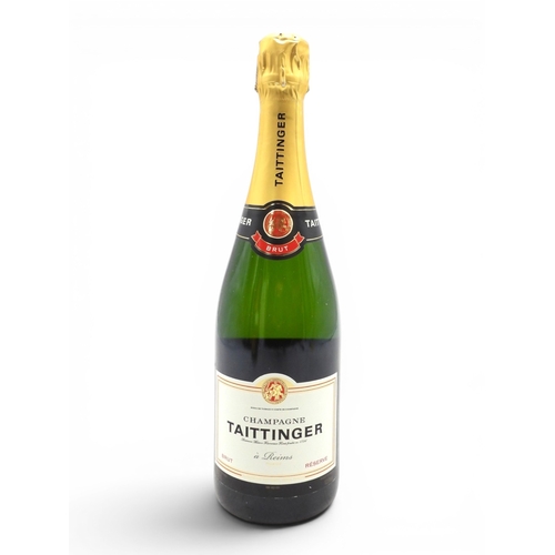 9025 - TATTINGER -&nbsp;Brut Reserve NV Champagne a Reims. With presentation box. 75cl 12.5% ABV... 
