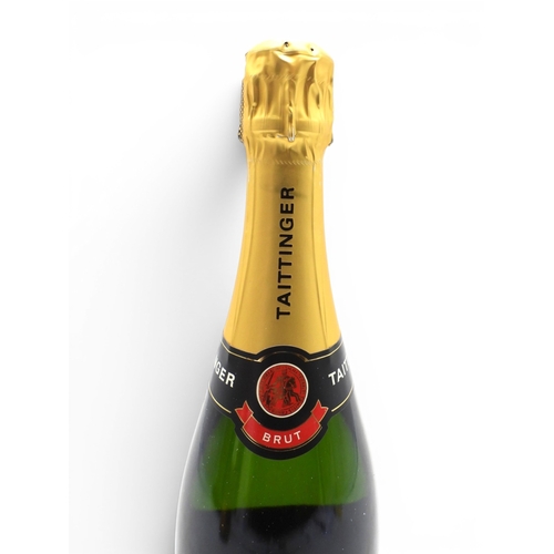 9025 - TATTINGER -&nbsp;Brut Reserve NV Champagne a Reims. With presentation box. 75cl 12.5% ABV... 