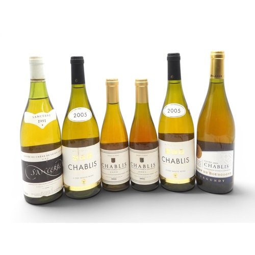 9033 - CHABLIS & SANCERRE - Six bottles of French White Wine to include BLASON DE BOURGOGNE 2004 Cuvee ... 