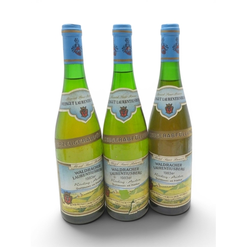 9035 - DESSERT WINES - Eight bottles of sweet wine to include CASA AGRICOLA Horacio Simoes 2002 Moscatel Ro... 