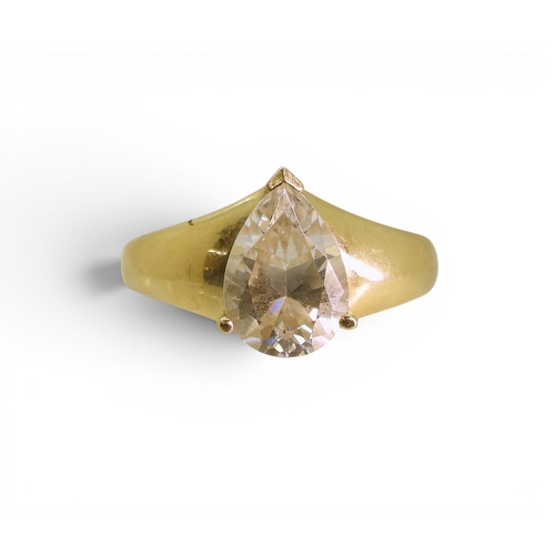 731 - A 14k gold pear shaped cz, size N1/2, weight 3.7gms