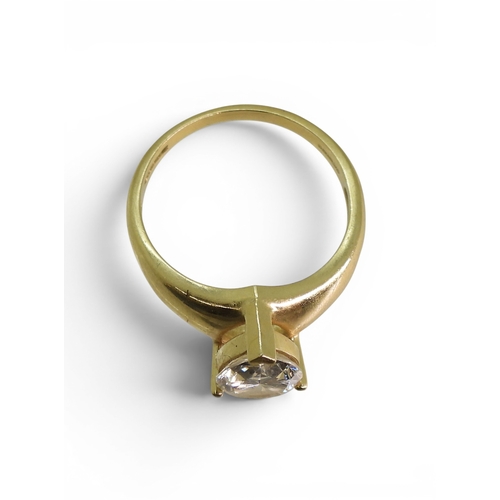 731 - A 14k gold pear shaped cz, size N1/2, weight 3.7gms