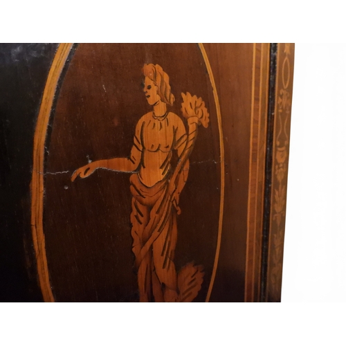2046 - AN 18TH CENTURY ITALIAN WALNUT AND MARQUETRY INLAID COMMODE&nbsp;crossband and marquetry inlaid top ... 