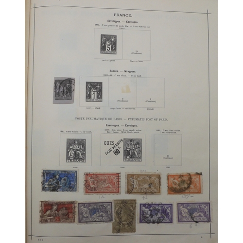 7000 - World Collection in a 