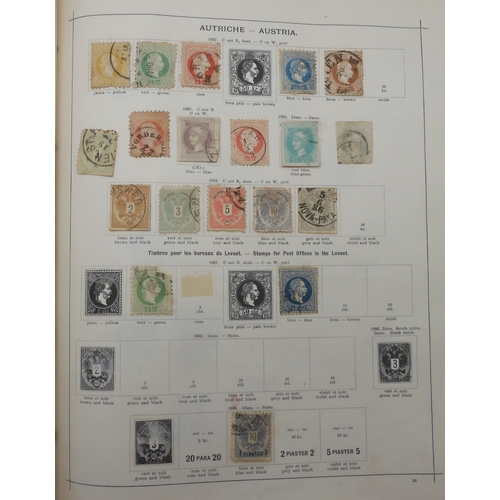 7000 - World Collection in a 