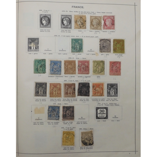 7000 - World Collection in a 