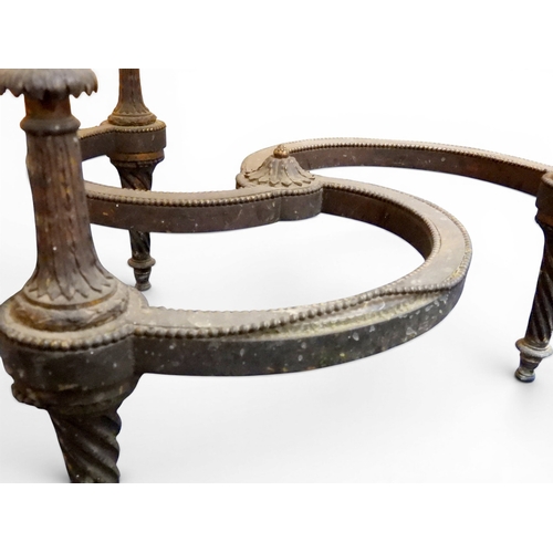 2054 - AN UNUSUAL LOUIS XV CIRCULAR SPECIMEN TOPPED OCCASIONAL TABLE circular top consisting of arranged cr... 