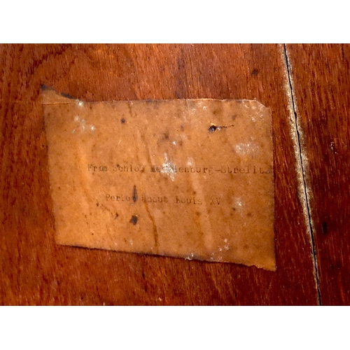 2054 - AN UNUSUAL LOUIS XV CIRCULAR SPECIMEN TOPPED OCCASIONAL TABLE circular top consisting of arranged cr... 