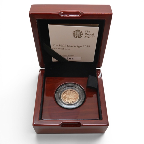5008 - Elizabeth II (1952-2022) 2018 Proof ½ SovereignObverseFifth crowned portrait of Queen Elizabeth II r... 