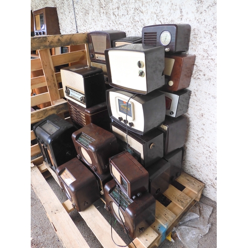 624 - Vintage Radios - A lot of approximately 24 Bakelite/plastic cased, mid 19th century, valve radios, i... 