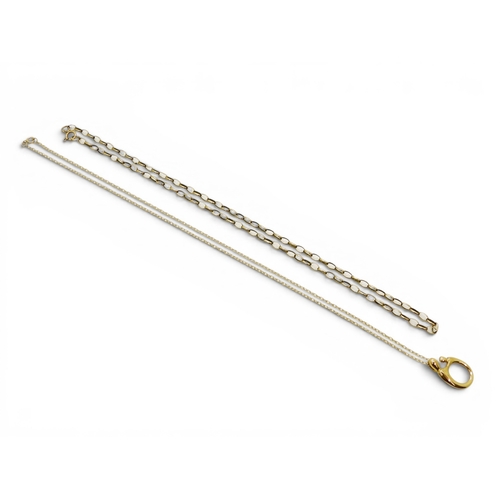 729 - A 9ct gold Mother & Child pendant and chain by Janet Russell, and a 9ct gold 43cm belcher chain,... 