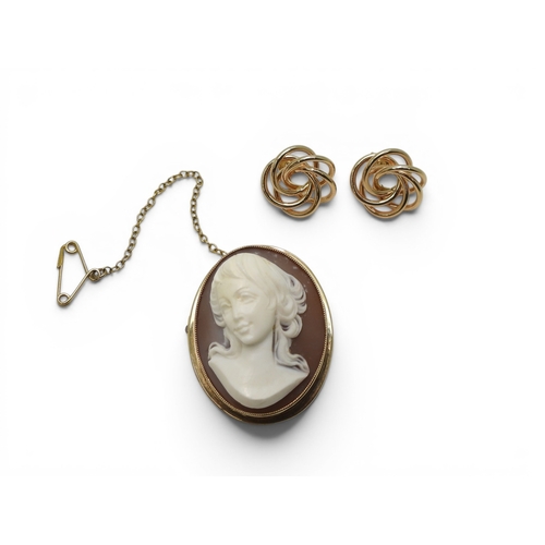 741 - A 9ct gold cameo brooch, together with a pair of 9ct gold knot earrings 10.6gms