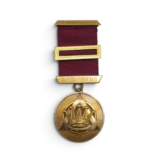 *WITHDRAWN* A 9ct gold Dennistoun R.A.C. No. 266 Masonic jewel by Toye, Kenning & Spencer, London, 1964, engraved verso "Presented to James G. Hillen P.Z. in appreciation of his services as M.E.Z. 1980-81, overall weight 19g