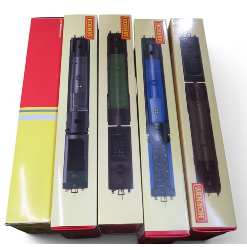Boxed Hornby 00-gauge R2779 LNER Class A4 'Falcon', R3831 late BR ...