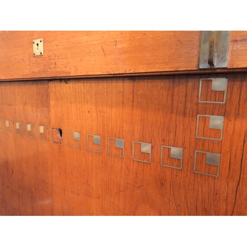 2010A - AN IMPRESSIVE EARLY 20TH CENTURY CONTINENTAL BLONDE OAK ARTS & CRAFTS DISPLAY CABINETsurmounted ... 