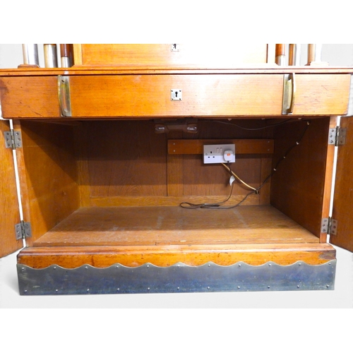 2010A - AN IMPRESSIVE EARLY 20TH CENTURY CONTINENTAL BLONDE OAK ARTS & CRAFTS DISPLAY CABINETsurmounted ... 