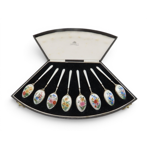905 - A cased set of guilloche enamel silver teaspoons, by Deakin & Francis, Birmingham 1919 decorated... 