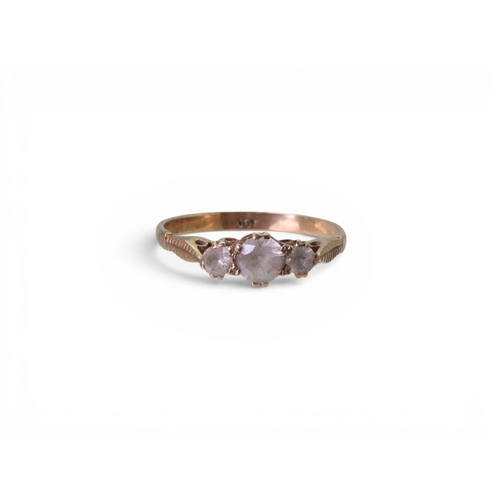 712 - A 9ct gold three clear gem ring, size N1/2, together with a 9ct gold opal mosaic pendant, weight tog... 