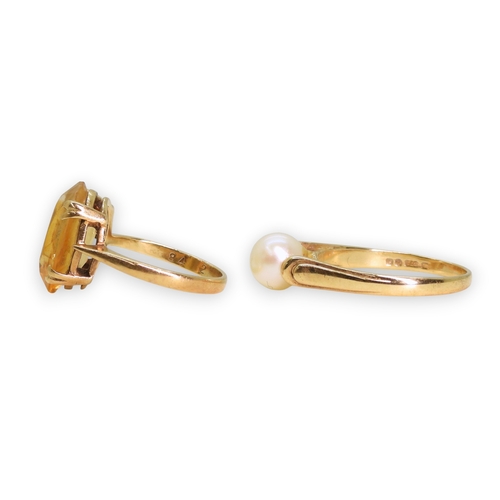 752 - A 9ct gold citrine set ring, size J, and a 9ct gold pearl set ring, size P1/2, weight combined 5.2gm... 
