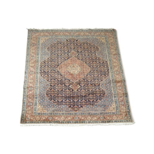 Lot 2083      