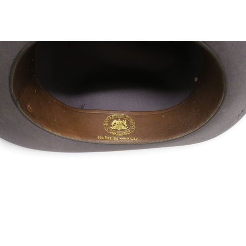 8048 - A Kirsop & Son of Glasgow silk top hat of medium proportions, measuring 19.3cm front-to-back int... 