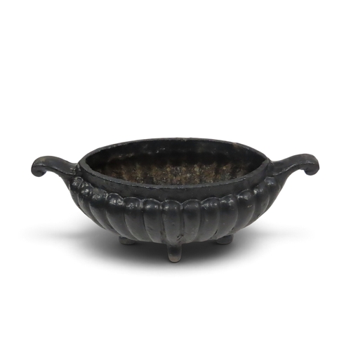 2028 - A COLLECTION OF LATE 19TH/EARLY 20TH CENTURY CAST IRON ITEMS PURPORTEDLY FROM CARRON IRON WORKS, FAL... 