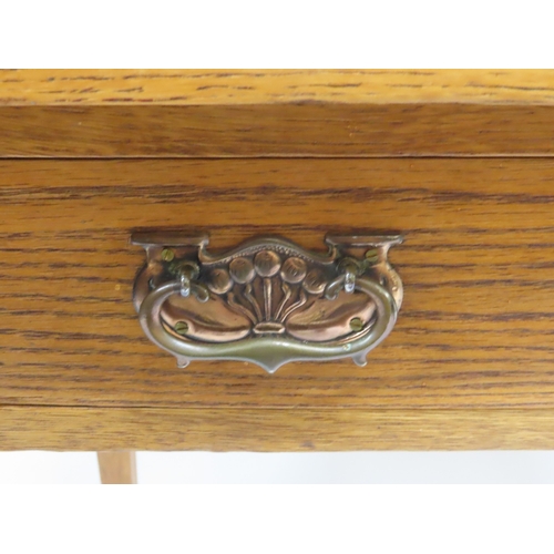2036 - A SMALL LATE 19TH CENTURY OAK ARTS & CRAFTS LADIES WRITING DESKwith green skiver top over single... 