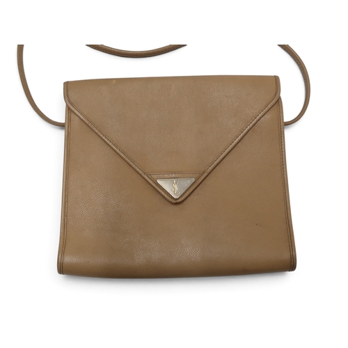 8056 - A vintage Yves Saint Laurent envelope bag in beige leather With BrandCo certificate... 