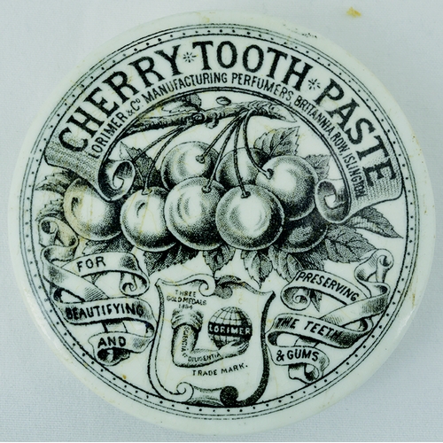 17 - CHERRY TOOTH PASTE POT LID. 2.5 ins diam, black transfer CHERRY TOOTH PASTE/ LORIMER & CO/ ISLINGTON... 