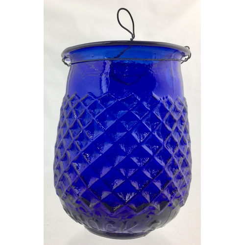 53 - BROCKS ILLUMINATION LAMP. 3.75ins tall. Barrel shape, bright cobalt blue glass with cross
hatched de... 