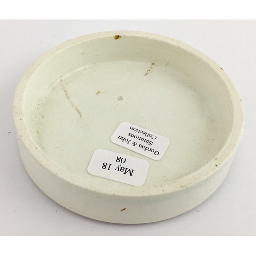 507 - LONDON ARECA NUT TOOTH PASTE POT LID. (APL pg 361, 9) 3ins diam. Black transfer ARECA NUT TOOTH PAST... 