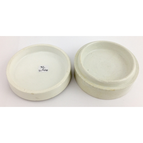 517 - LEAMINGTON SPA TOOTH PASTE POT LID & BASE. (APL pg 632, 17) 3ins diam. Black transfer THE SPA/ TOOTH... 