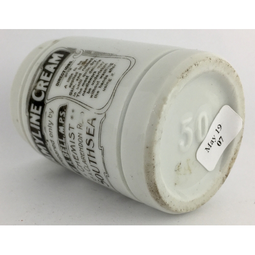 679 - SOUTHSEA BELL’S AMYLINE CREAM OINTMENT POT. 2.5ins tall. Cylindrical shape, black transfer BELL’S AM... 