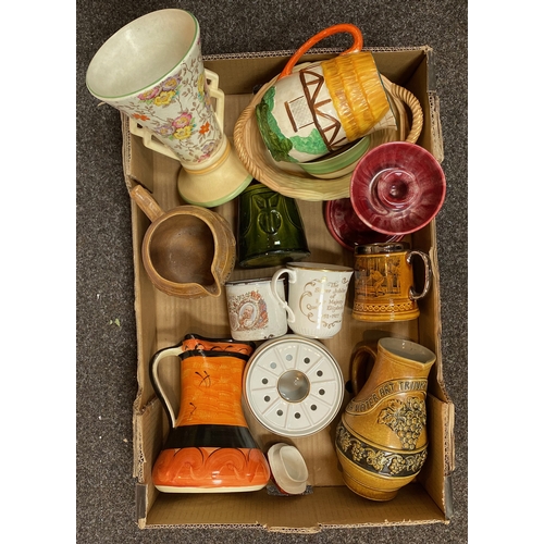 321 - POTTERY MIX. Inc. Vases, mugs, jugs, bowls. Damages. (20+