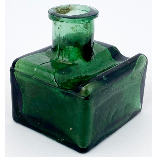 604 - RMCHAIR INK. 2.1ins tall, 2 x 1.7ins base, square shaped lip above the deep pen rest section, 64 em... 