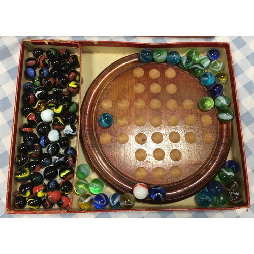 123 - SOLITAIRE GROUP. Largest 9.5ins. A selection of wooden & plastic boards with marbles, some boxed. (8... 