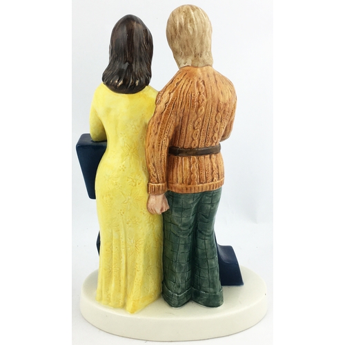 35 - WORTHINGTON E BESWICK FIGURE GROUP. 9.1ins tall. Mlticoloured couple both enjoying a pint - dressed ... 