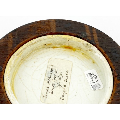 8 - JAMES ATKINSON BEARS GREASE POT LID. 3ins diam. Gold border remaining on this scarce 5s size set in ... 