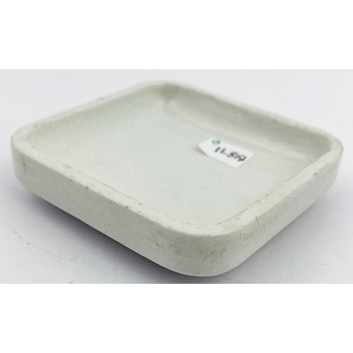 45 - PELLETIERS ODONTINE POT LID. 2.5ins diam. Square with pronounced rounded corners. Reinigen Der Zahne... 