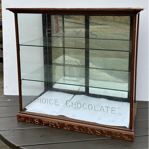 72 - FRYS CHOICE CHOCOLATE SHOP DISPLAY CABINET. H 26.25 x L 25.7 x W 14ins. Acid etched to front glass, ... 