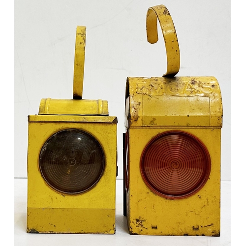 156 - CHALWYN TRAFFIC LAMP DUO. Tallest 15ins. Yellow roadworks paraffin lamps. Rust/ damage. (2)