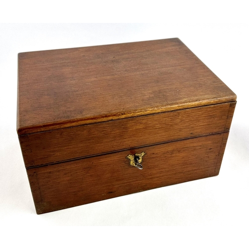 37 - BEATSON CLARKE GLASSWORKS SAMPLE MEDICINE CHEST. Closed wooden box is 7.7 x 10.t ins top, 6ins high.... 