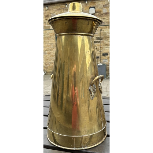 140 - BRASS GUARANTEED MILK CHURN. 22.5ins tall. Very impressive, large size, tapering brass milk churn, d... 