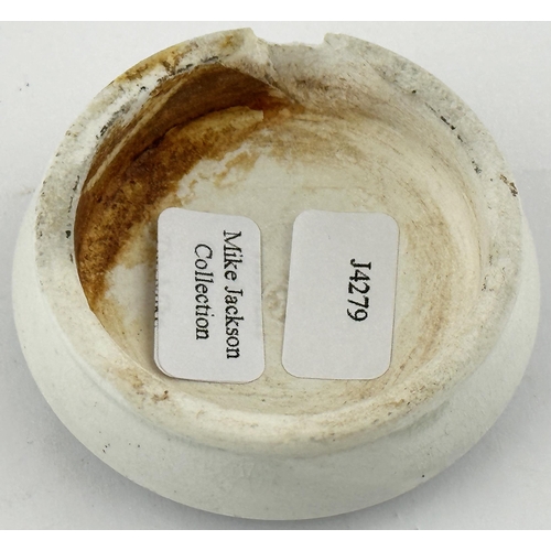 405 - LONDON SCURF POT LID. (APL pg 382, 41). 1.9ins diam. GUARANTEED SCURF ERADICATOR/ H.ROPER/ WALHAM GR... 