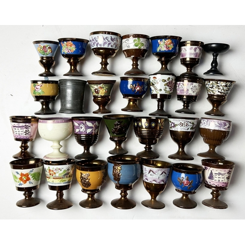 117 - DRINKING GOBLETS GROUP. Various patterns. Damages. (28) 6/10 Unsuitable p+p