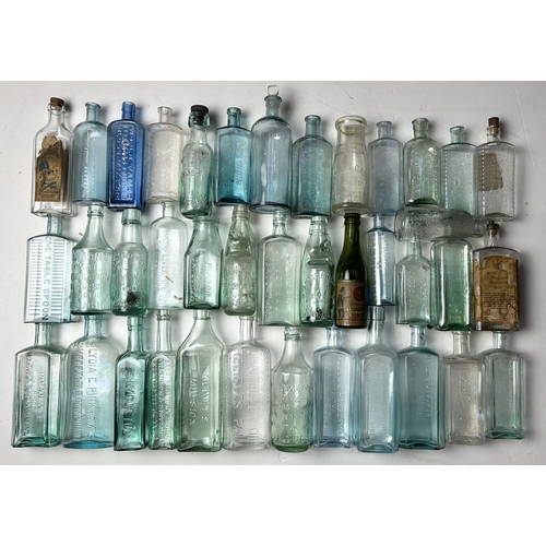 118 - GLASS BOTTLES GROUP. Various. Inc. Hair, chameleon oil, cod liver oil, skin & complexion. LINCOLN, N... 