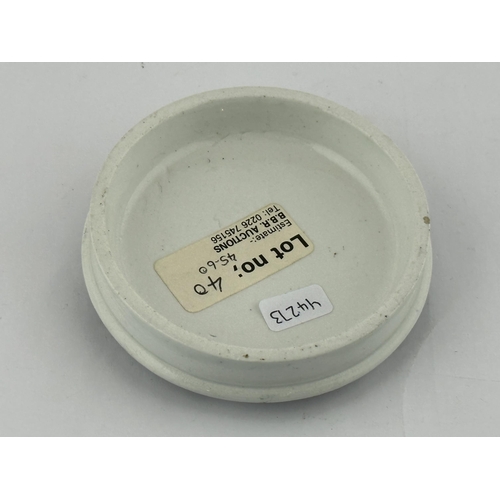 505 - YARMOUTH BLOATER PASTE POT LID. (APL pg 457, 4b) 3.6ins diam. BLANCHFLOWER/ GREAT YARMOUTH BLOATER P... 