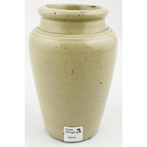 446 - ESCRICK PARK DAIRY YORKSHIRE CREAM POT. 4.75ns tall. A most impressive large size pot. Strong, crisp... 