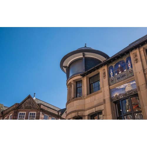 225 - LEICESTER MORNING TONIC SEA BREEZE SHOP WINDOW ADVERTISING DISPLAY. 26ins tall, 17.5ins wide, 6.25in... 