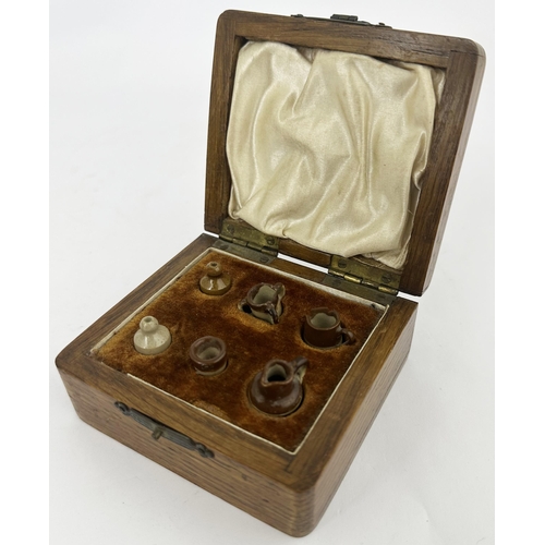 106 - TRADESMANS BOXED SAMPLE POTTERY ITEMS. Wooden box 3.5 x 3.1 x 1.6ins tall. A wonderful small, beauti... 